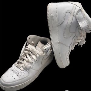 Nike Air Force 1 mid size 10